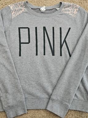PINK Victoria's Secret Large Vintage Leopard Cheetah Pullover Sweatshirt